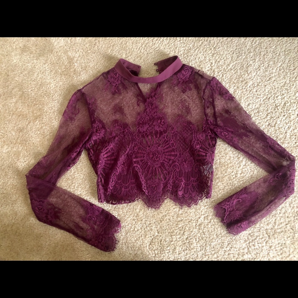 FashionNova Lace Top Size Small